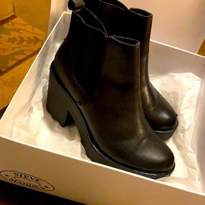 Steve Madden Black heeled booties size 10